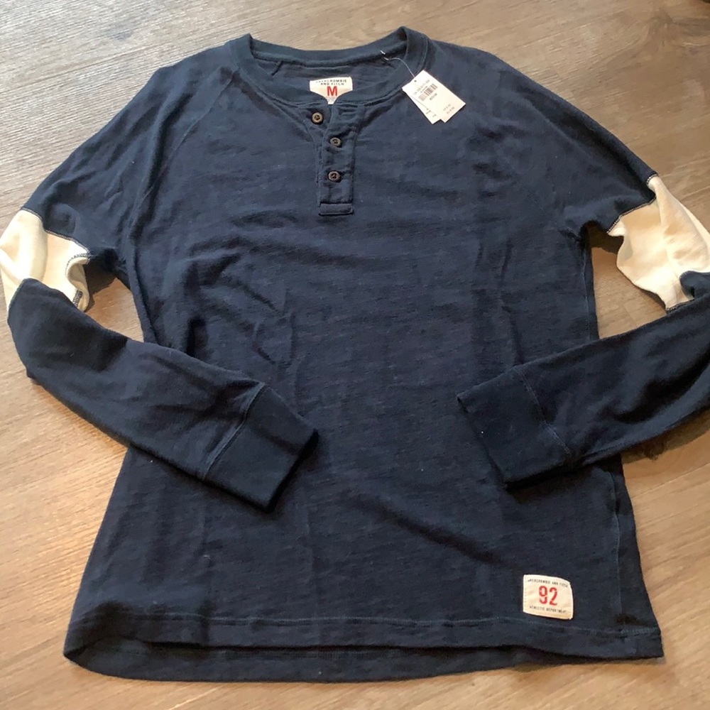 Men’s Abercrombie and Fitch long sleeve